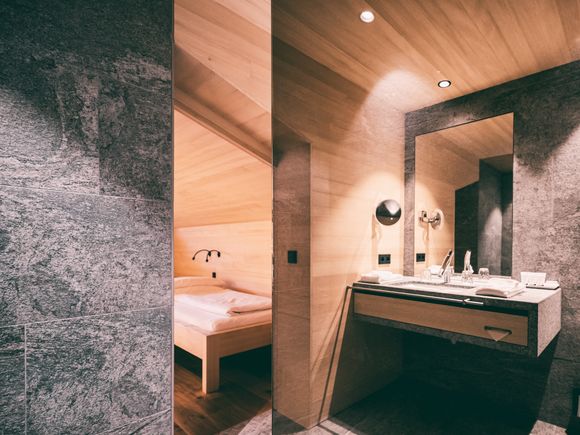 Chambre familiale âforce naturelle Iâ sans balcon 3/10