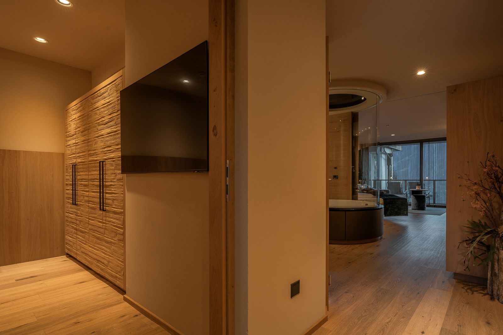 Suite Vista mit privatem Whirlpool im Zimmer und Panorama-Ausblick