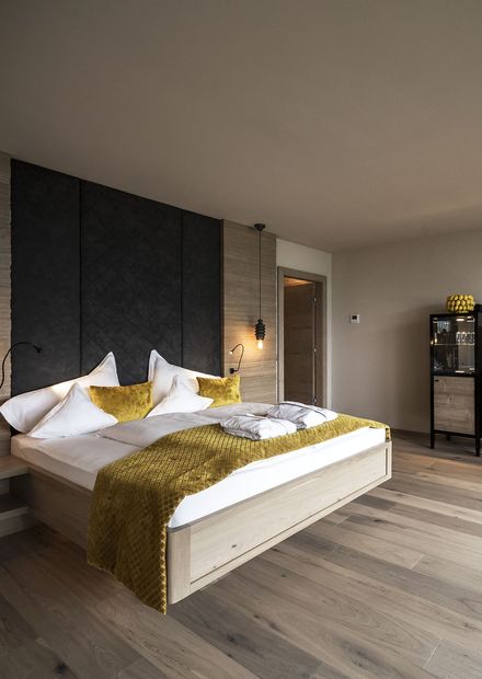 Symbolfoto: Limone ab € 283,—pro Person