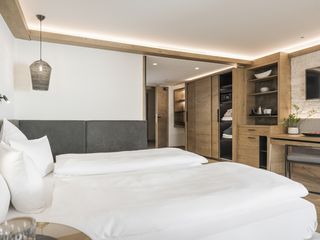 Hotel Room: FELDERN SINGLE ROOM - Schwarz