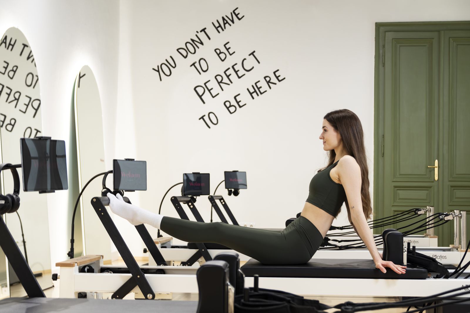 Reformer Pilates Summer Reset mit Hannah Kaiser image 3 - Alpenresort Schwarz