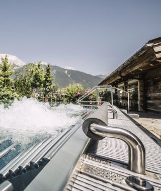 Angebot: Schwarz Hit Mai - Schwarz