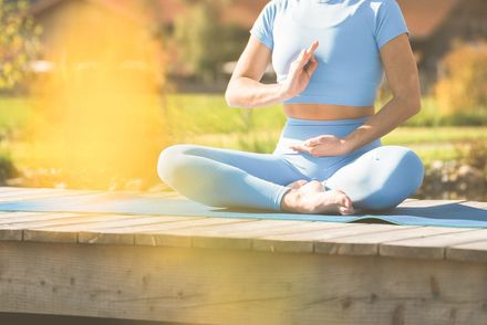 Angebot: Slow Down & Recharge – Yoga-Auszeit im Frühling - Das Rübezahl