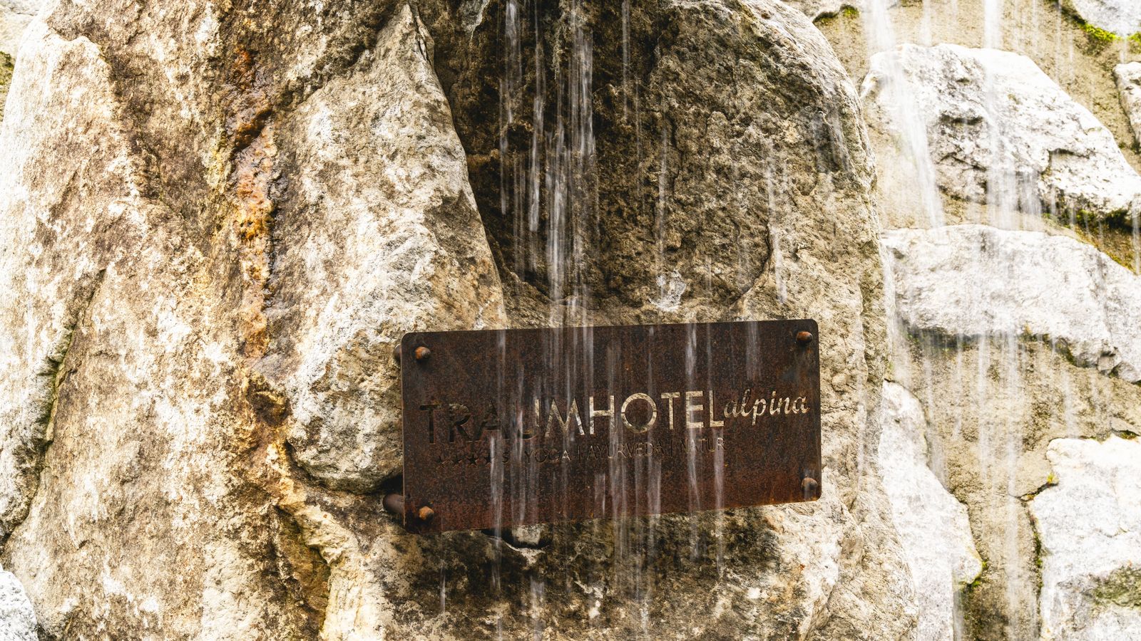 image #10 - Traumhotel Alpina