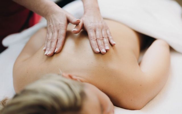 WELLNESSMASSAGE - Rosenalp Gesundheitsresort & SPA