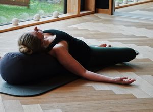Angebot: Yoga & Meditations-Retreat - Sommer - Rosenalp Gesundheitsresort & SPA