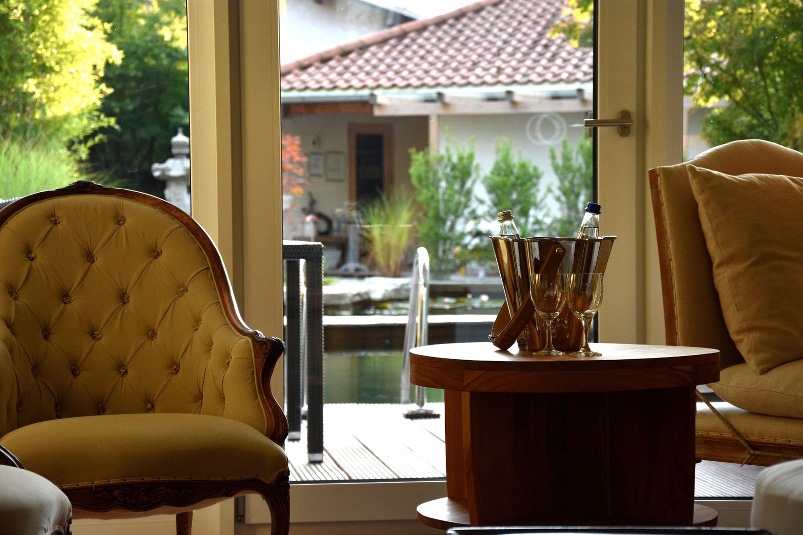 Gartenzimmer mit Terrasse inklusive Wellnessgarten und Frühstücksbüffet image 4 - Hotel Wellnessgarten