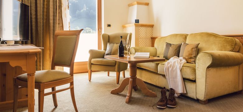 Luxury Hideaway & Spa Retreat Alpenpalace: Suite Premier image #2