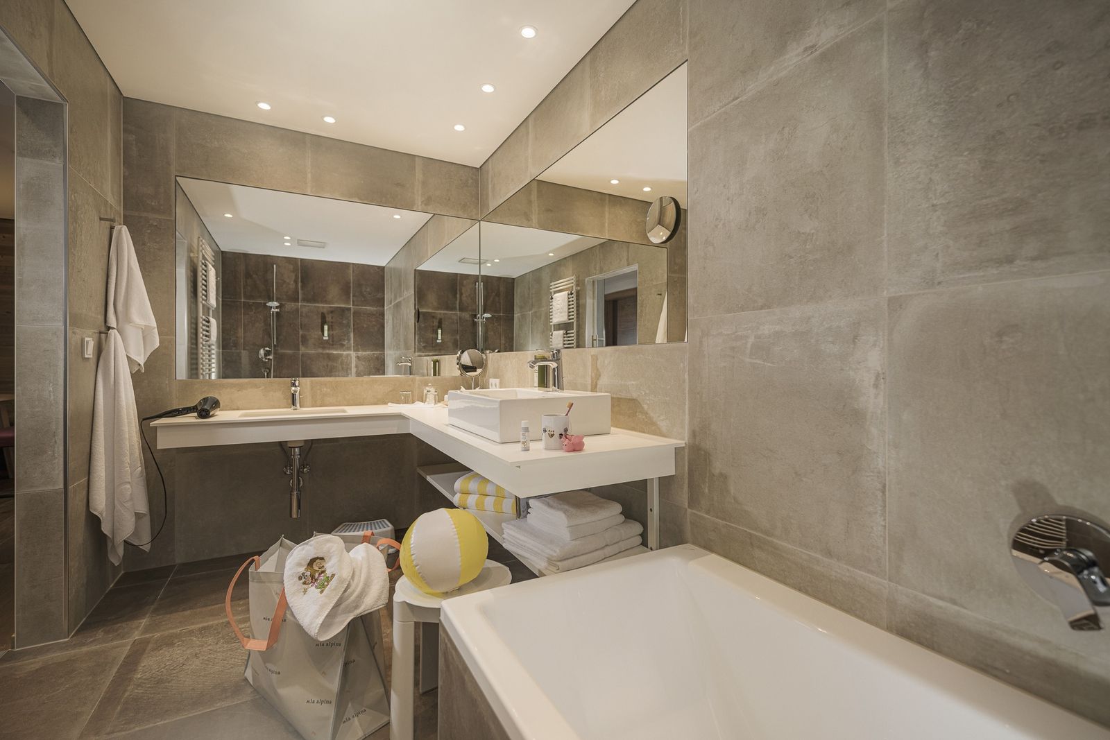 „65er“ FamilySuite Panorama image 6 - Mia Alpina