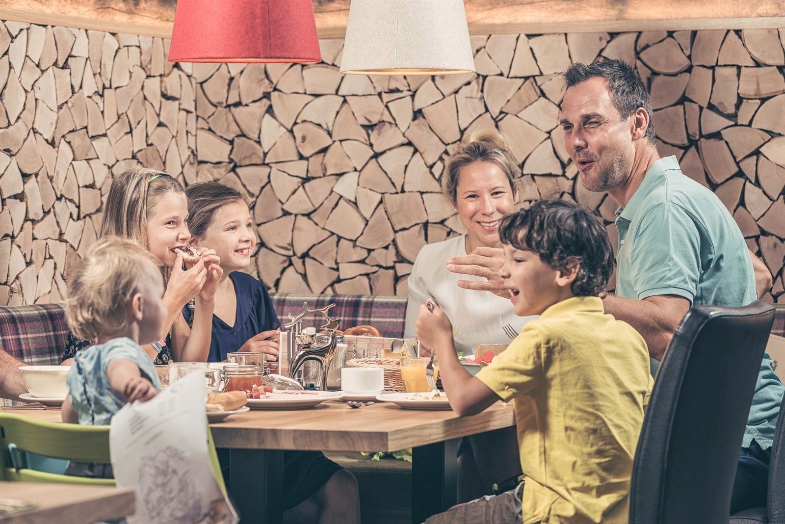 mia alpina feeling 7=6 image 1 - Mia Alpina