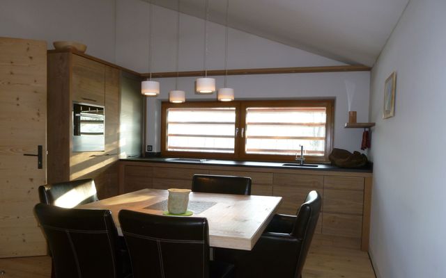 biohotel amvieh theater ferienwohnung schweinderl küche