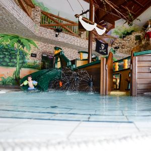 Das Piratenschiff im Felsen-BAD
