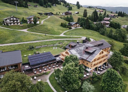 Biohotel Chesa Valisa: Bio-Refugium im Kleinwalsertal - Das Naturhotel Chesa Valisa****s, Hirschegg/Kleinwalsertal, Vorarlberg, Österreich