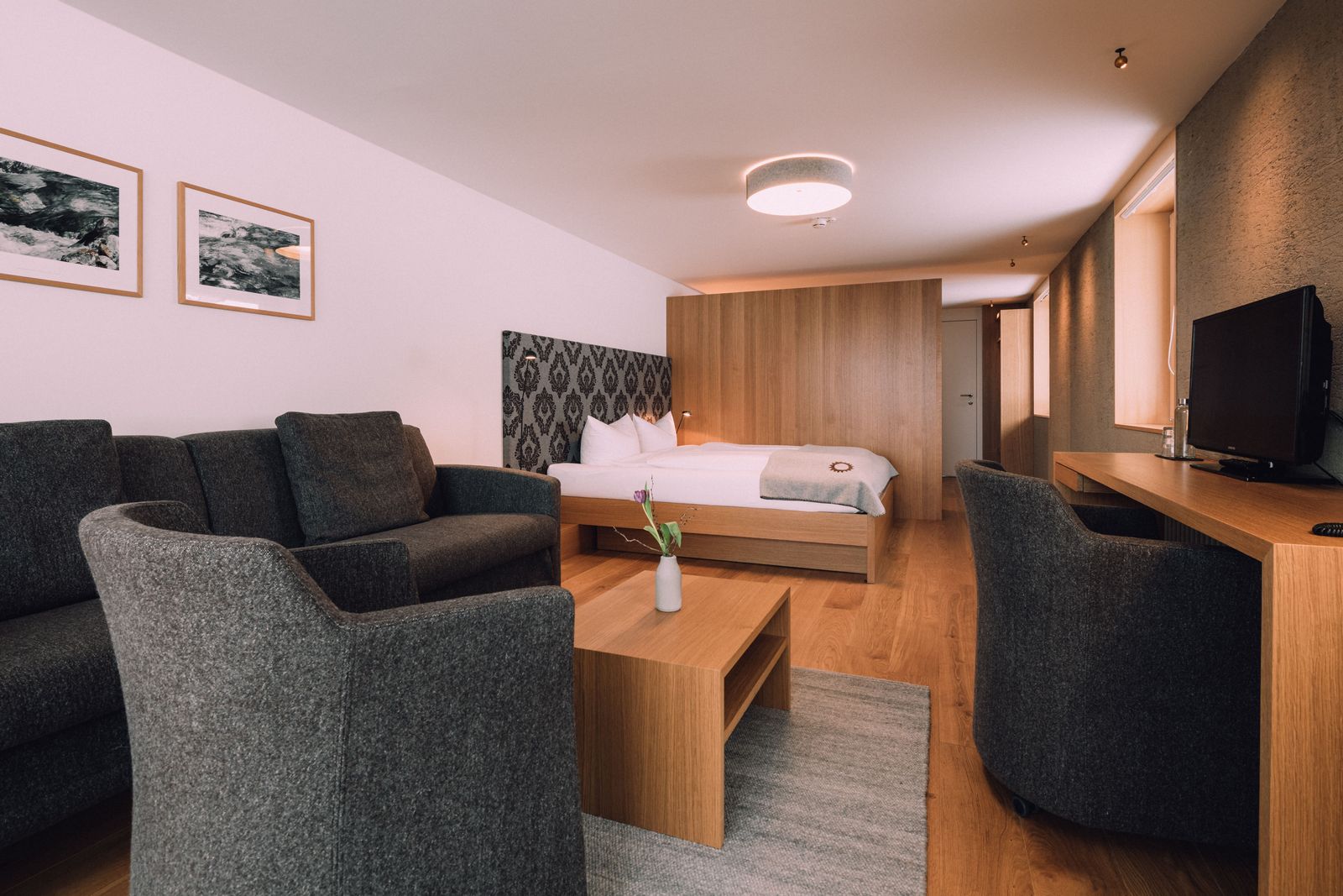 BIO HOTEL Naturhotel Chesa Valisa Familienzimmer Komfort Sessel