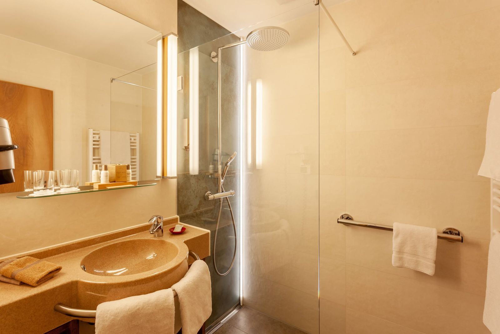 SUPERIOR Junior Suite "Peak Happiness" **** image 5 - Biohotel Eggensberger