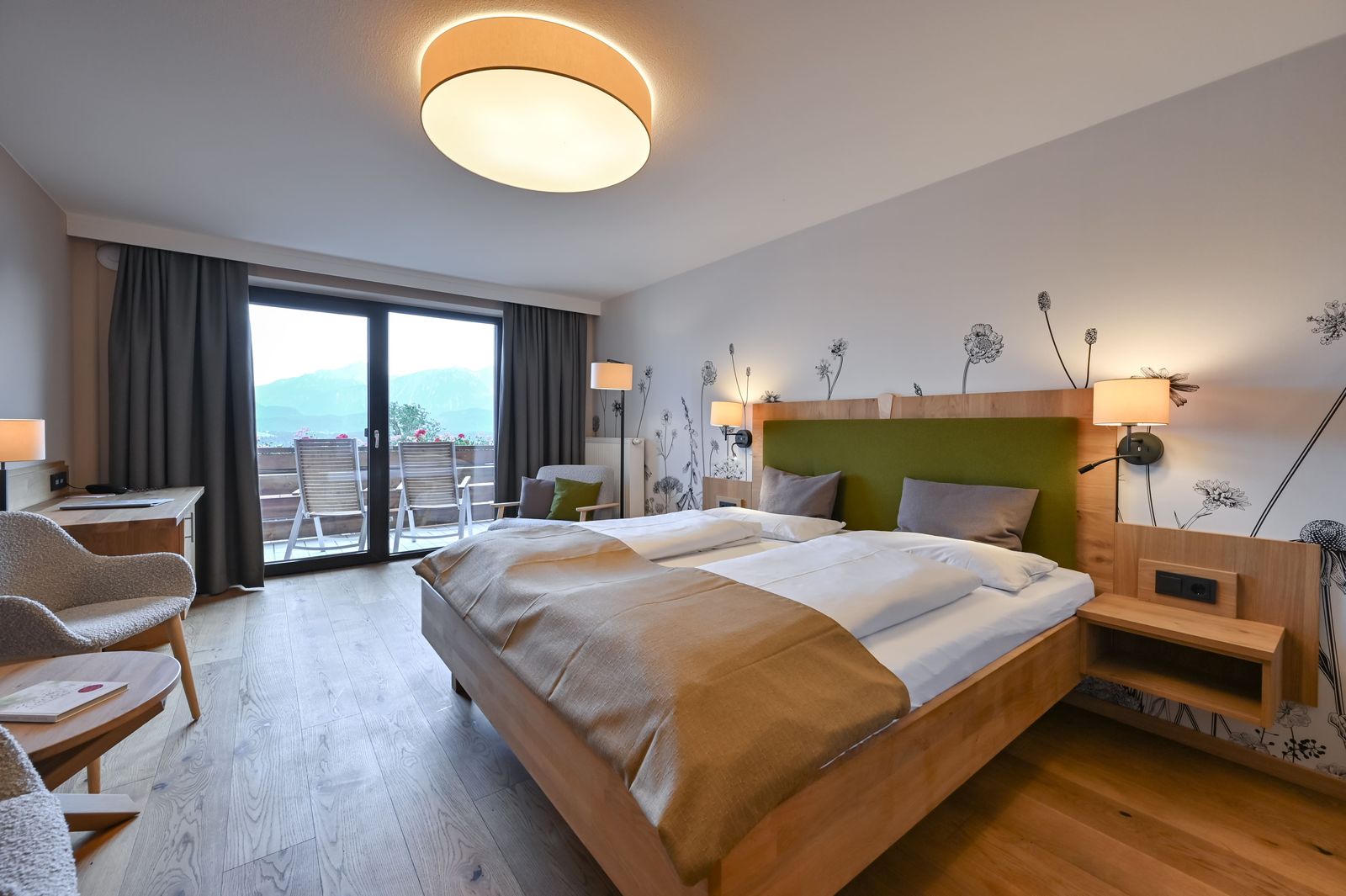 Biohotel Eggensberger Doppelzimmer Plus Seeblick (komplettes Zimmer mit Südblick zum Hopfensee)