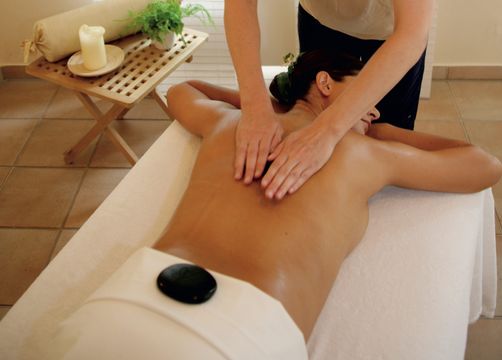 Biohotel Falkenhof Rückenmassage - Bio-Thermalhotel Falkenhof