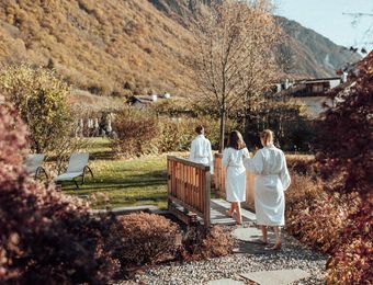 Top Angebot: BLÄTTERRASCHELN, WEIN, EINFACH SEIN - Biorefugium theiner's garten