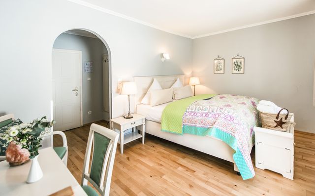 Unterkunft Zimmer/Appartement/Chalet: Naturgesund-Doppelzimmer mit Gartenblick