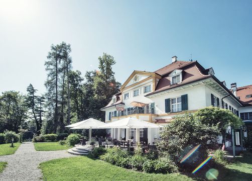 Schlossgut Oberambach: Biohotel am Starnberger See - Schlossgut Oberambach , Münsing am Starnberger See, Münchner Raum, Bayern, Deutschland