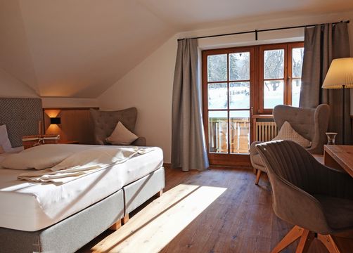 Comfort double room Elderberry South with balcony (4/7) - moor&mehr Bio-Kurhotel