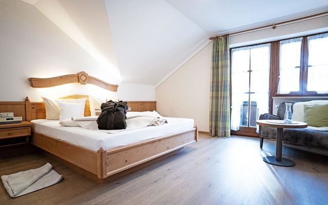 Unterkunft Zimmer/Appartement/Chalet: Komfort-Doppelzimmer Holunder Süd mit Balkon