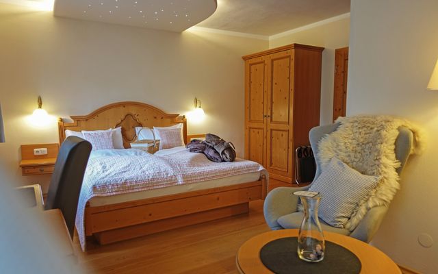 Accommodation Room/Apartment/Chalet: Organic Romantic Double Room "Lavender" South