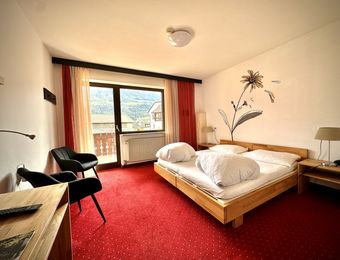  Doppelzimmer mit Balkon - Landhotel Anna & Reiterhof Vill