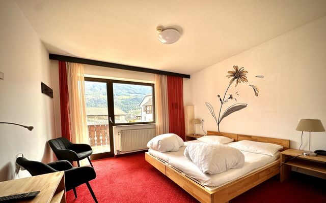 Unterkunft Zimmer/Appartement/Chalet: Doppelzimmer mit Balkon