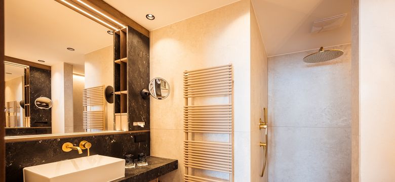 Mountain Resort  Feuerberg: Juniorsuite "Wolkenspiel" image #5