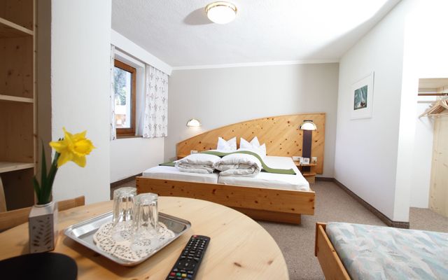 Accommodation Room/Apartment/Chalet: Föhren-three-bed-room Stillebach