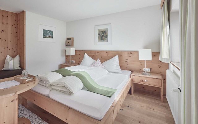 Accommodation Room/Apartment/Chalet: Doubleroom Wildspitzblick
