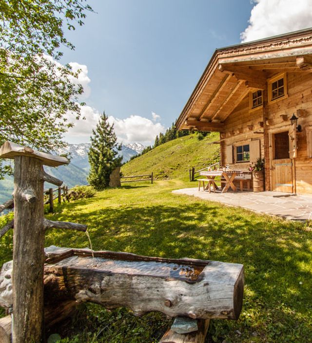 Hüttenurlaub in den Alpen in über 300 Hütten und Chalets in Österreich