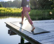 Biohotel Tiefleiten: Yoga in der Natur - BioLandgut Tiefleiten , Breitenberg, Bayerischer Wald, Bayern, Deutschland
