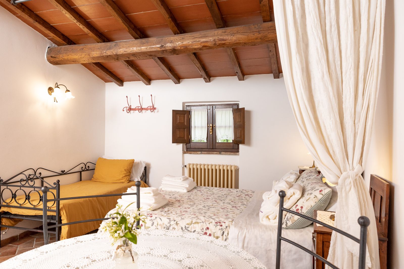 Peonia image 2 - Agriturismo La Pievuccia