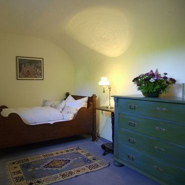 Schlafzimmer, Gut Ottmanach "Schlosshof", Pischeldorf, Kärnten, Kärnten, Österreich