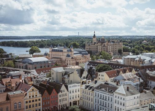 Biohotel Amadeus: Staturlaub Schwerin  – Schloss Schwerin - Biohotel Amadeus, Schwerin, Ostsee, Mecklenburg-Vorpommern, Deutschland