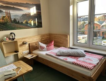  Einzelzimmer Hofseite - Biohotel Amadeus