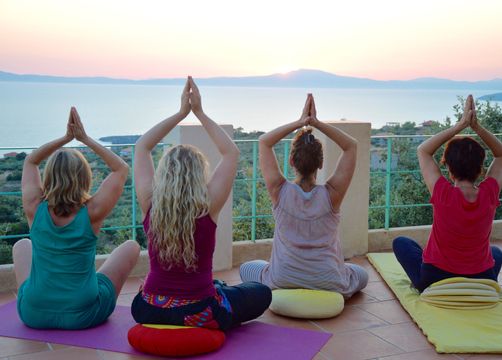 Biohotel Mani Sonnenlink: Yoga mit Meerblick - Mani Sonnenlink, Pyrgos-West Mani, Peloponnes, Griechenland