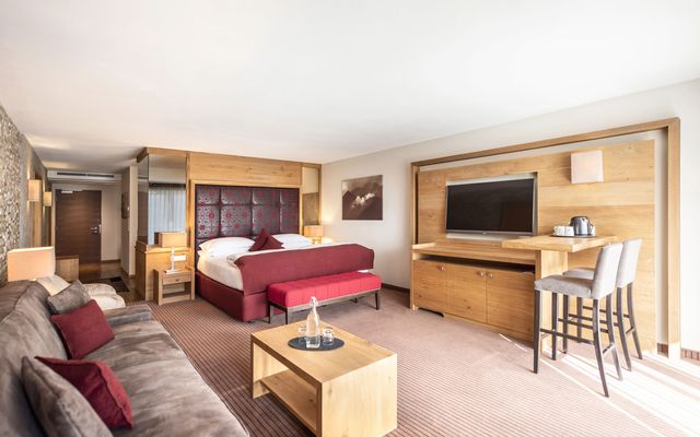 Wellness-Suite deluxe image 6 - Quellenhof Luxury Resort Passeier