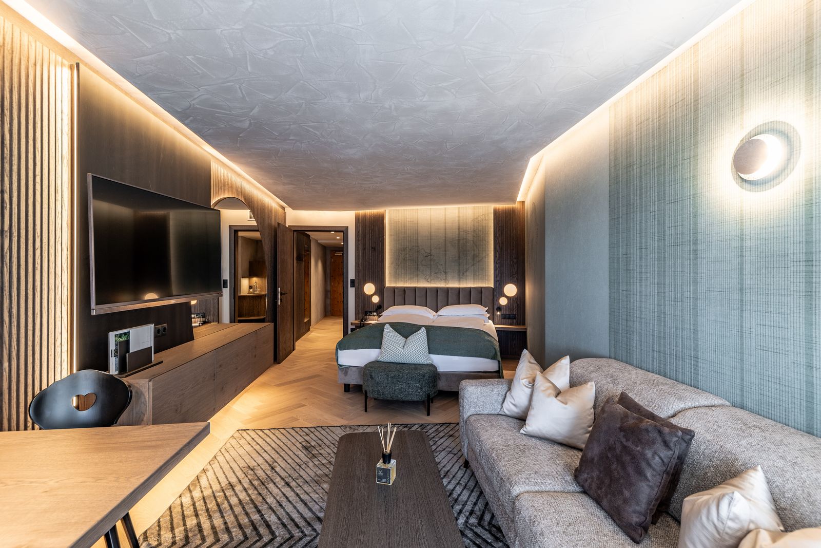 Royal Garden Suite image 11 - Quellenhof Luxury Resort Passeier