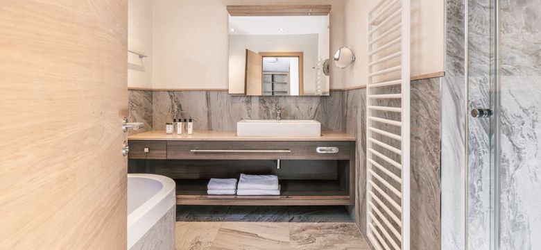 Quellenhof Luxury Resort Passeier: Top-Suite image #4