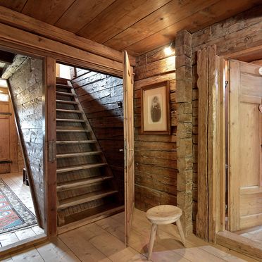 Stairs, Bergchalet Klausner Almrausch, Ramsau im Zillertal, Tirol, Tyrol, Austria