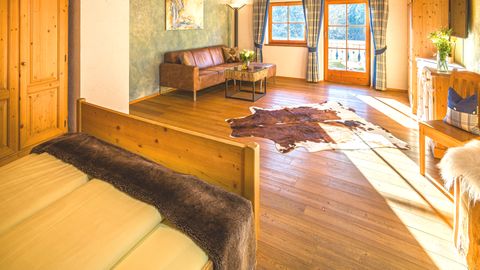 JUNIORSUITE WILDBACH