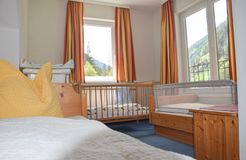 Biohotel Pirkers Zimmer Superior (2/4) - Pirker's Natur- & Bio Familienhotel