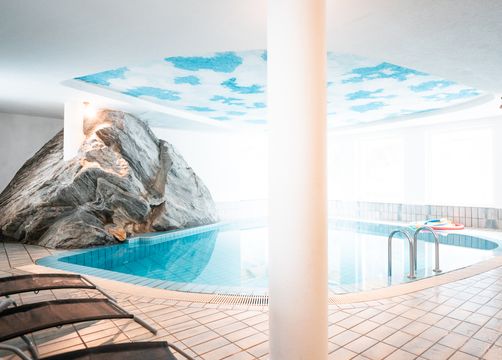 Pirker's Natur & Bio Familienhotel: Eigenes Hallenbad - Pirker's Natur- & Bio Familienhotel, Malta, Katschberg Lieser-Maltatal, Kärnten, Österreich