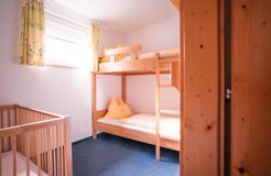 BioHotel Pirker's Kinderzimmer Superior (2/4) - Pirker's Natur- & Bio Familienhotel