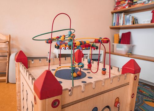 Pirker's Natur & Bio Familienhotel: Spielzimmer - Pirker's Natur- & Bio Familienhotel, Malta, Katschberg Lieser-Maltatal, Kärnten, Österreich