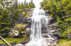 Pirker's Natur & Bio Familienhotel: Wasserfall - Pirker's Natur- & Bio Familienhotel, Malta, Katschberg Lieser-Maltatal, Kärnten, Österreich