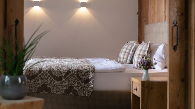 Suite "Alpenveilchen II" im Quellenhaus